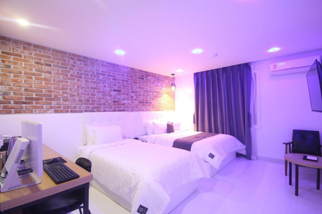 Gray Hotel Busan Buitenkant foto