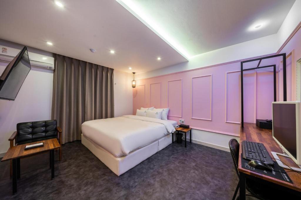 Gray Hotel Busan Buitenkant foto