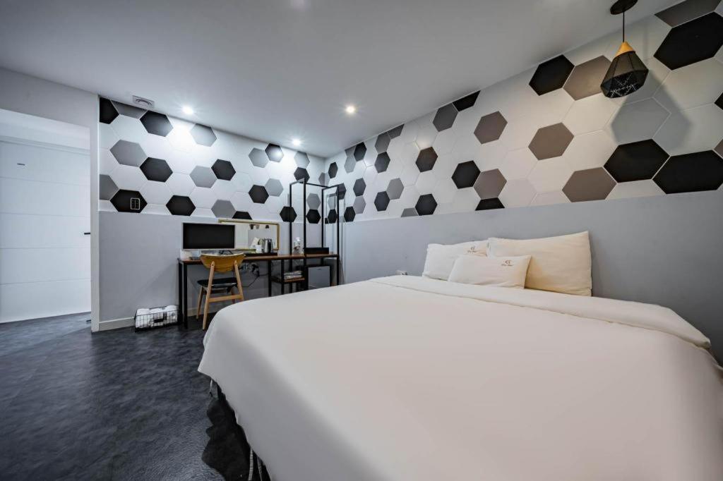 Gray Hotel Busan Buitenkant foto